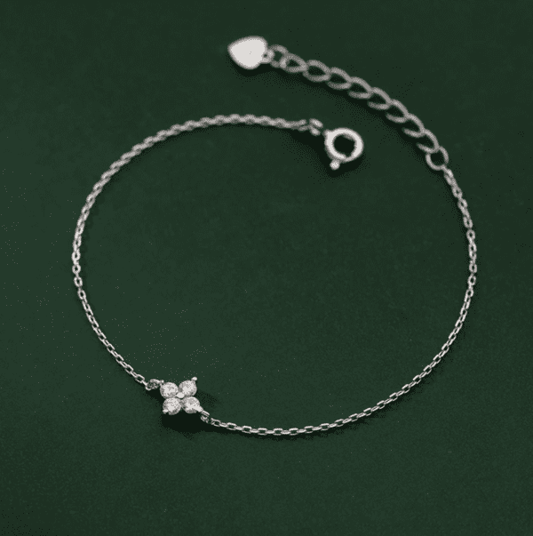 bracelet minimaliste pour femme