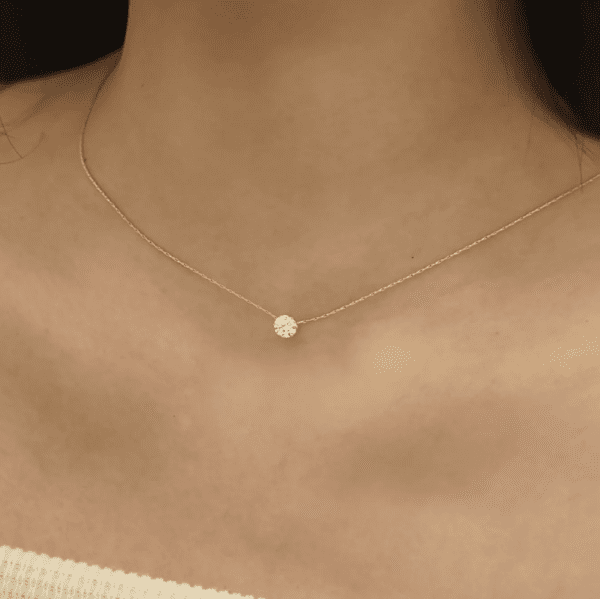 Collier étincelant